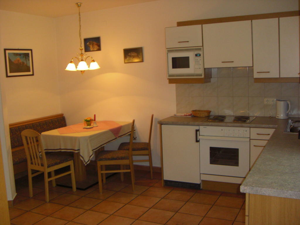 Ferienhaeuser Thalbach Heiligenblut Habitación foto
